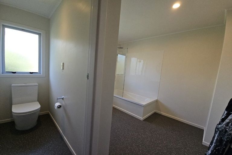 Photo of property in 4/18 Lambley Road, Titahi Bay, Porirua, 5022