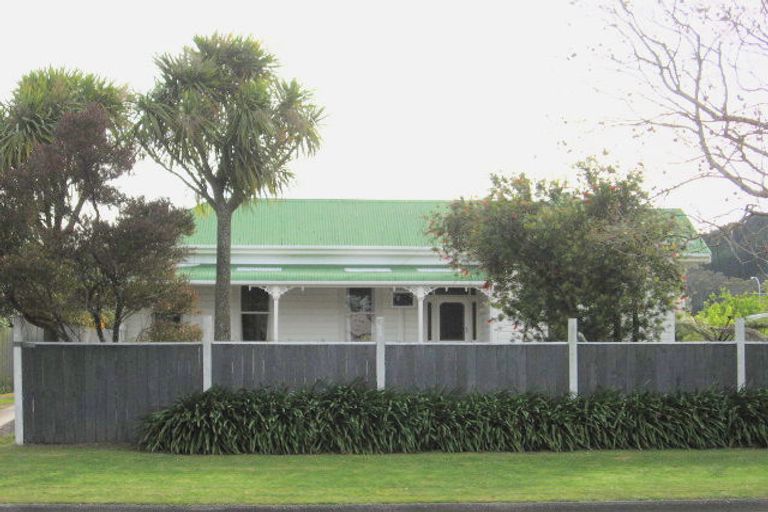 Photo of property in 131 Stout Street, Whataupoko, Gisborne, 4010