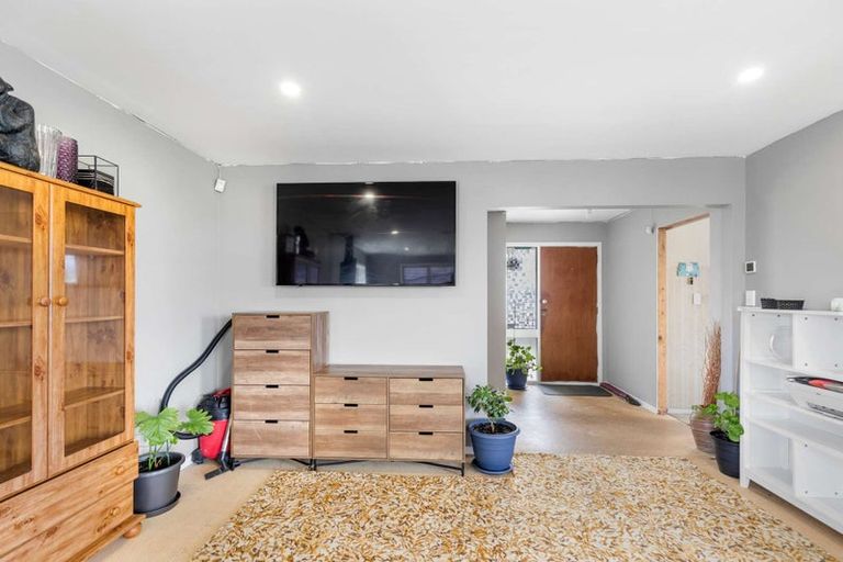 Photo of property in 26 John F Kennedy Drive, Milson, Palmerston North, 4414