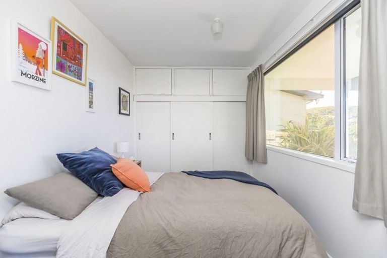 Photo of property in 138 Owhiro Bay Parade, Owhiro Bay, Wellington, 6023