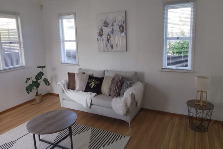 Photo of property in 9c O'connor Street, Otara, Auckland, 2023