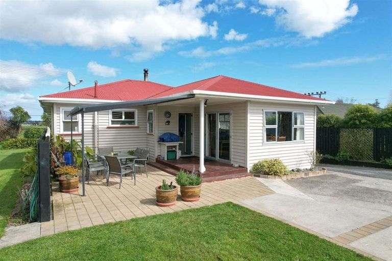 Photo of property in 286 Kawiu Road, Levin, 5510
