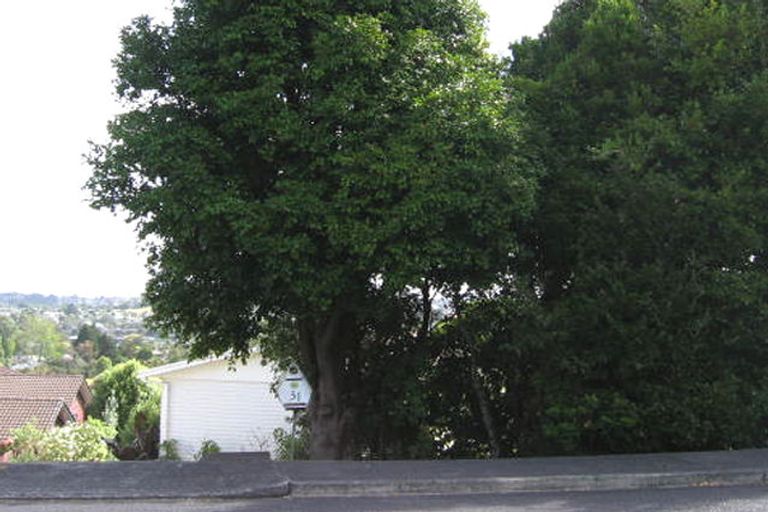 Photo of property in 2/31 William Souter Street, Forrest Hill, Auckland, 0620