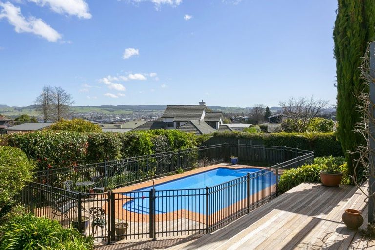 Photo of property in 87 Rokino Road, Hilltop, Taupo, 3330