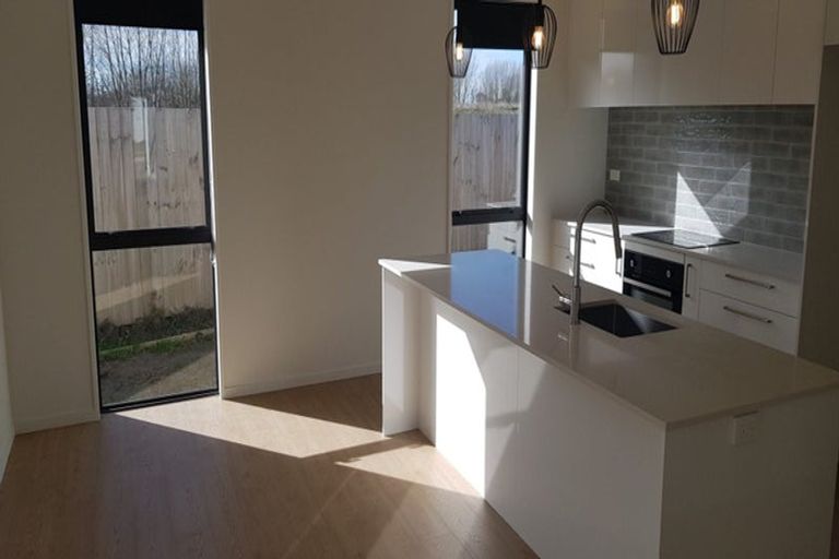 Photo of property in 23 Mcquillan Avenue, Woodend, 7610