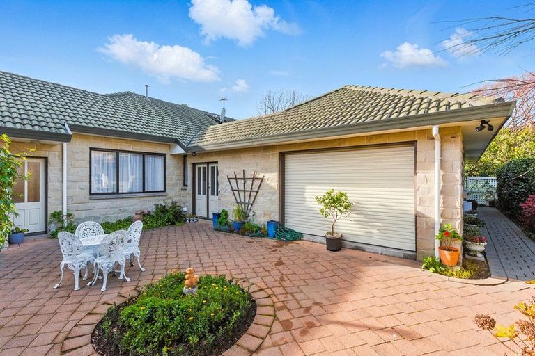 Photo of property in 7 Maple Lane, Waikanae, 5036