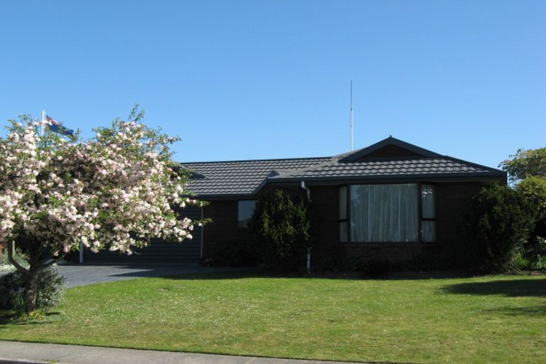 Photo of property in 11 Matthews Street, Kaiapoi, 7630