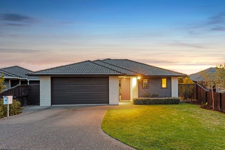 Photo of property in 17 Waterside Drive, Pyes Pa, Tauranga, 3112