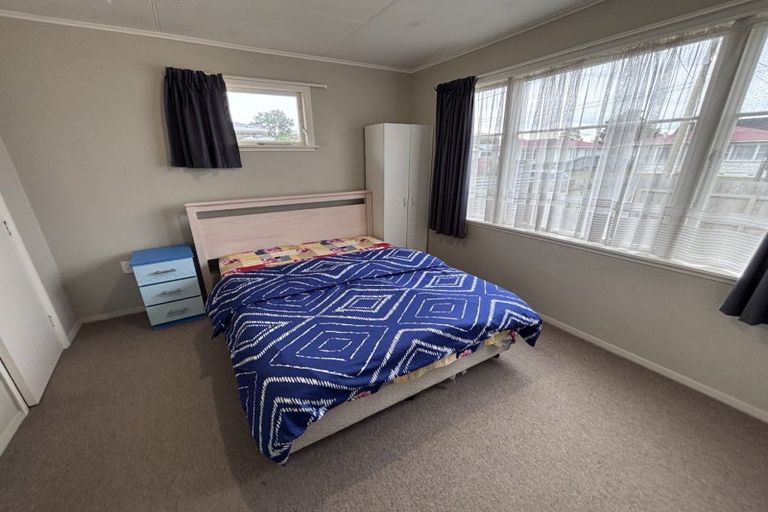 Photo of property in 27 Duff Crescent, Highbury, Palmerston North, 4412