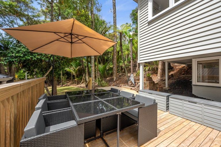 Photo of property in 45 Park Road, Titirangi, Auckland, 0604