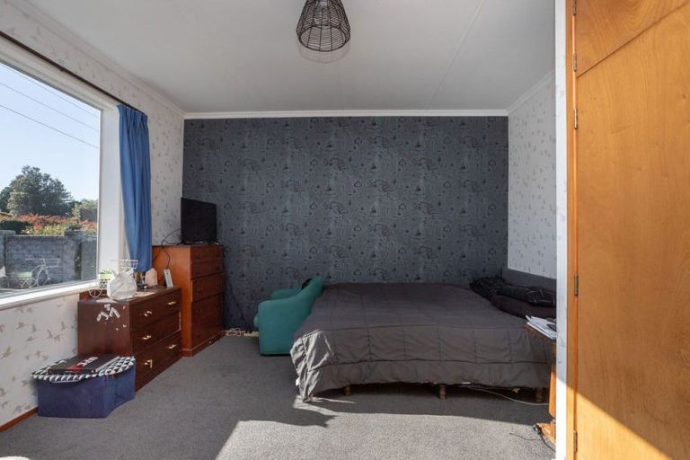 Photo of property in 11 Smith Street, Dannevirke, 4930