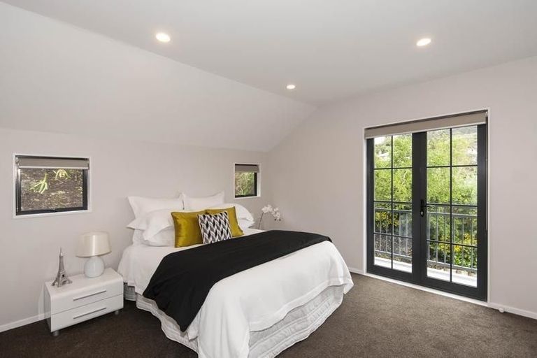 Photo of property in 4/25 Hollies Crescent, Johnsonville, Wellington, 6037