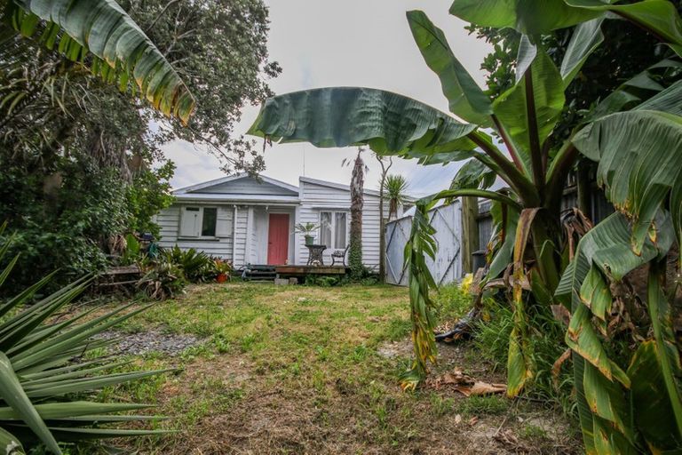 Photo of property in 23 Raupo Wharf Road, Ruawai, 0592