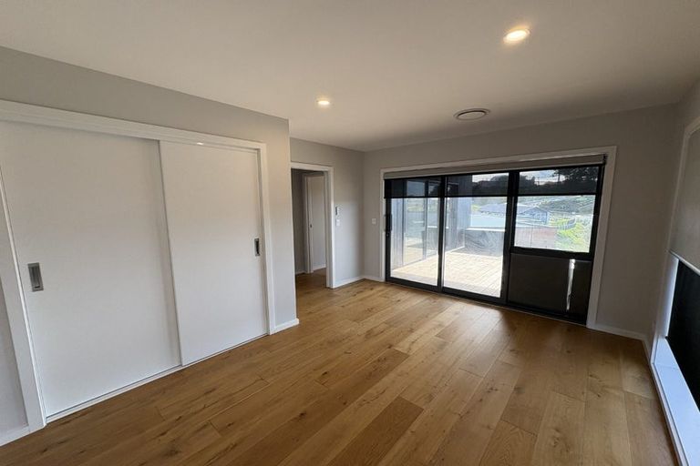 Photo of property in 89 Oak Road, Poraiti, Napier, 4112