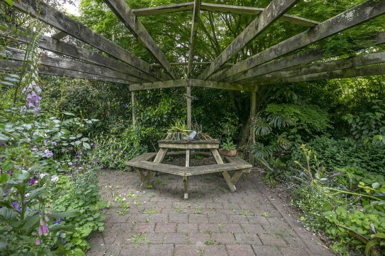 Photo of property in 32 Kimihia Road, Huntly, 3700