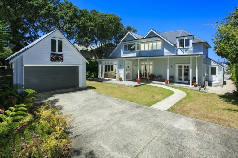 Photo of property in 21 Norwood Road, Bayswater, Auckland, 0622