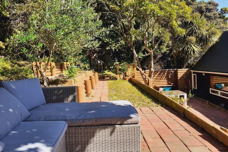 Photo of property in 4/8 Elphinstone Avenue, Strathmore Park, Wellington, 6022