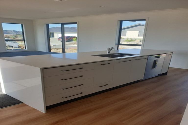 Photo of property in 25 Travers Avenue, Richmond, 7020