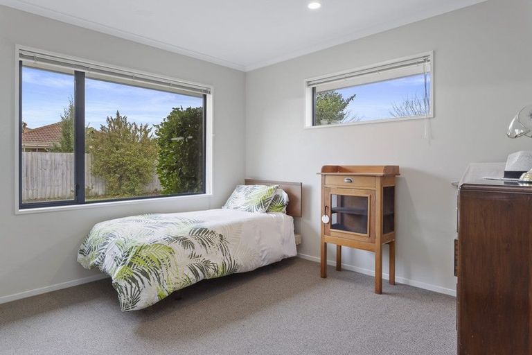 Photo of property in 6 Yellowlees Drive, Kaiapoi, 7630