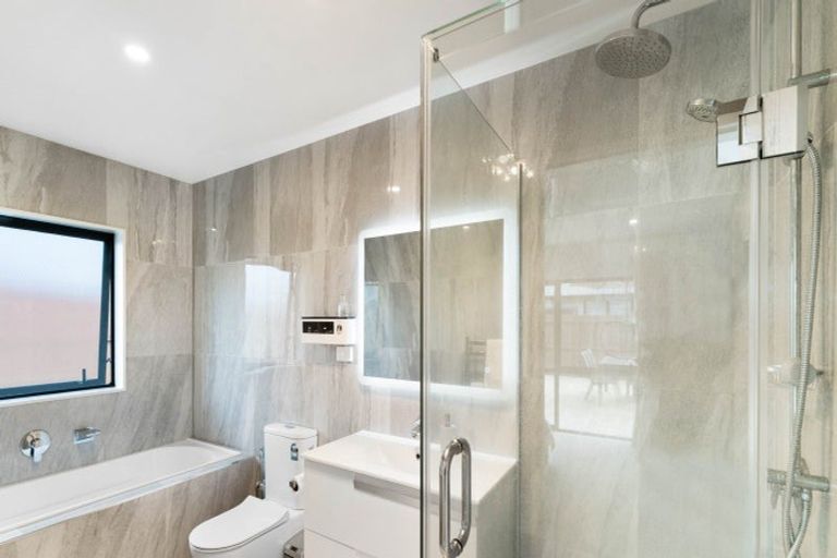 Photo of property in 24 Opouatu Avenue, Glenbrook, Waiuku, 2681