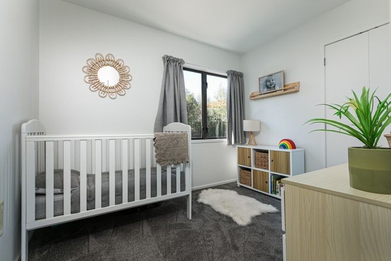 Photo of property in 12 Brooker Place, Waipukurau, 4200