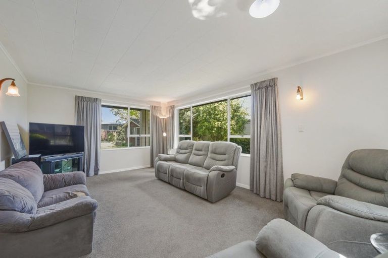 Photo of property in 11 Collingwood Place, Rangiora, 7400