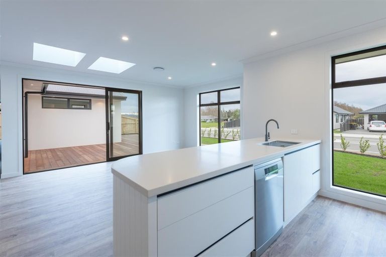 Photo of property in 2 Greenway Crescent, Hope, Richmond, 7020