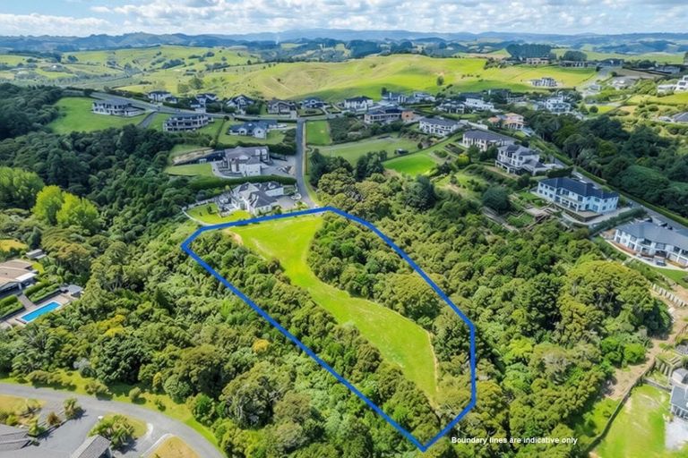 Photo of property in 884 Redoubt Road, Flat Bush, Auckland, 2019