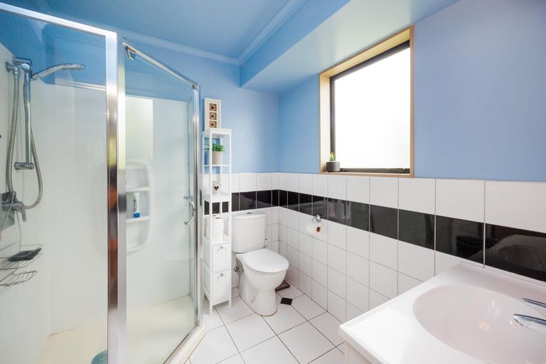 Photo of property in 12 Walnut Grove, Kelvin Grove, Palmerston North, 4414