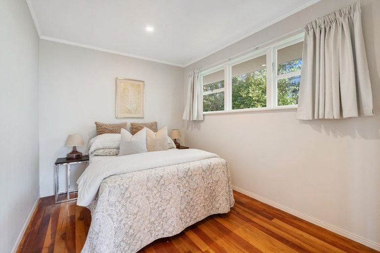 Photo of property in 3 Gladys Avenue, Glenfield, Auckland, 0629