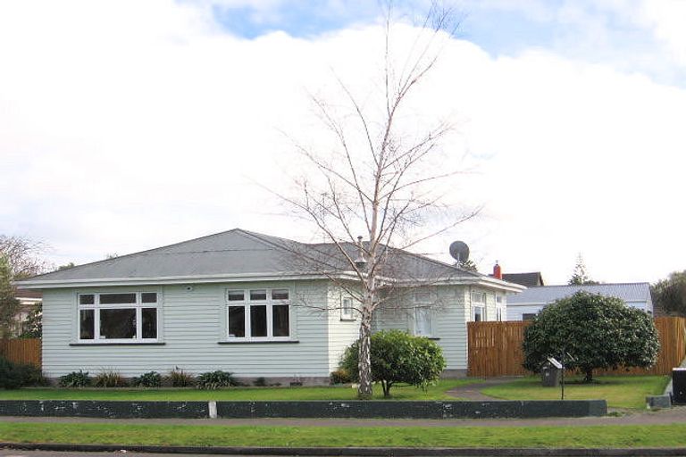 Photo of property in 81 Limbrick Street, Terrace End, Palmerston North, 4410