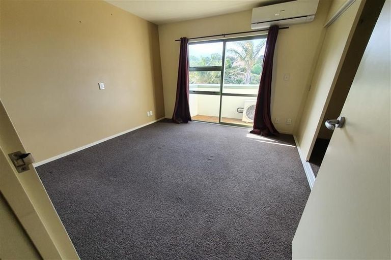 Photo of property in 2/595 Laurie Southwick Parade, Gulf Harbour, Whangaparaoa, 0930