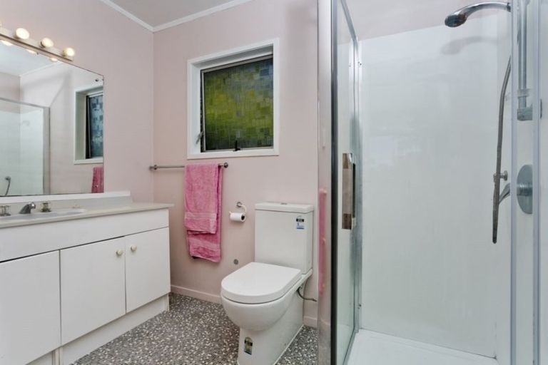 Photo of property in 93 John Downs Drive, Browns Bay, Auckland, 0630