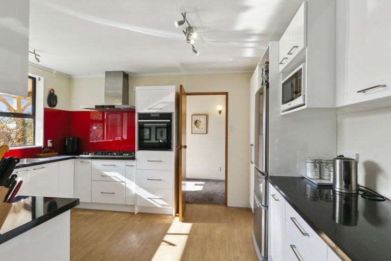 Photo of property in 34 Peterhouse Street, Tawa, Wellington, 5028