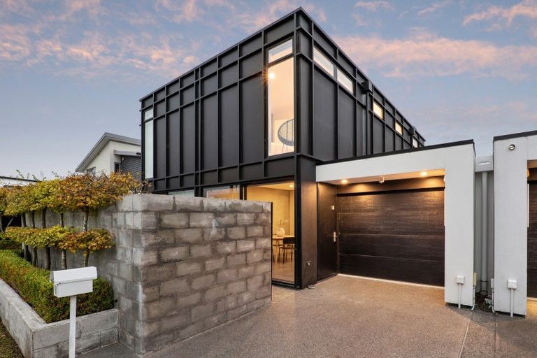 Photo of property in 91 Canon Street, St Albans, Christchurch, 8014