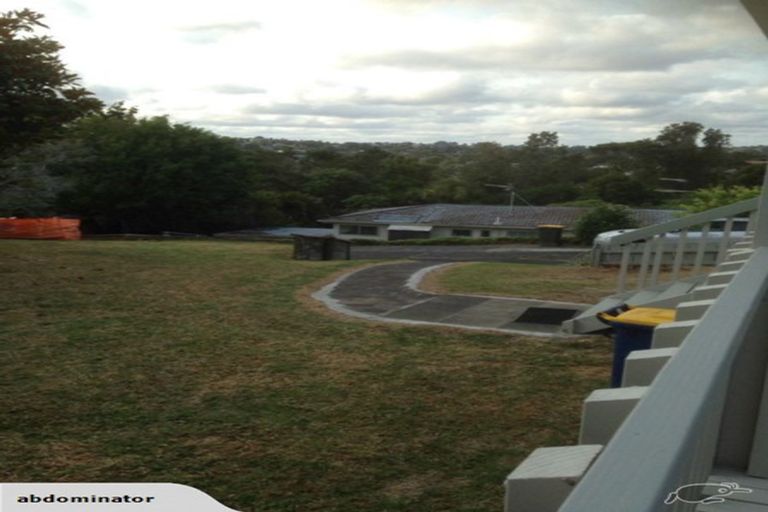 Photo of property in 2/17 Capilano Place, Glenfield, Auckland, 0629