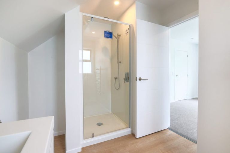 Photo of property in 105 Main Road, Wainuiomata, Lower Hutt, 5014