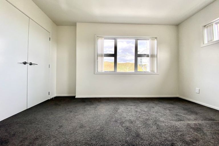 Photo of property in 1115a High Street, Taita, Lower Hutt, 5011