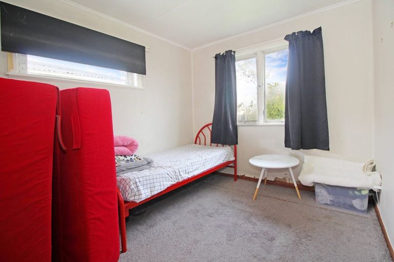 Photo of property in 82 Grove Road, Papakura, 2110