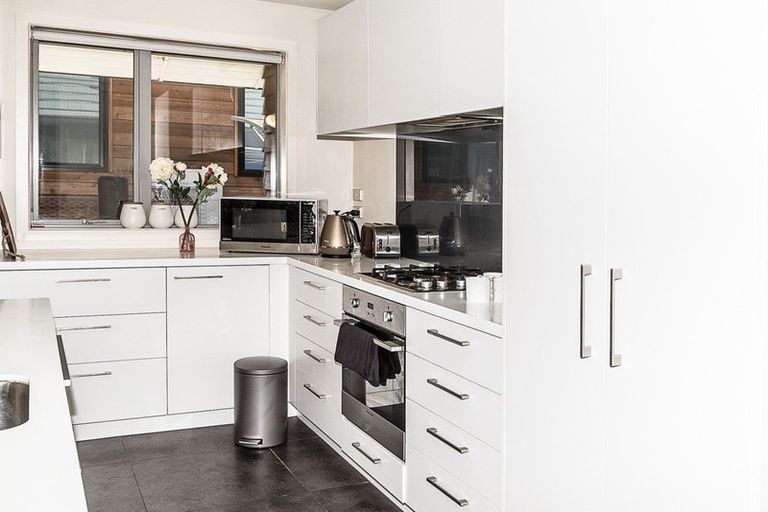 Photo of property in 20 Lochburn Avenue, Glenorchy, 9372