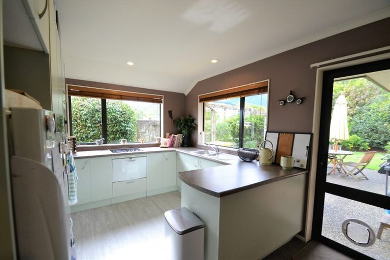 Photo of property in 363 Suffolk Road, Stoke, Nelson, 7011