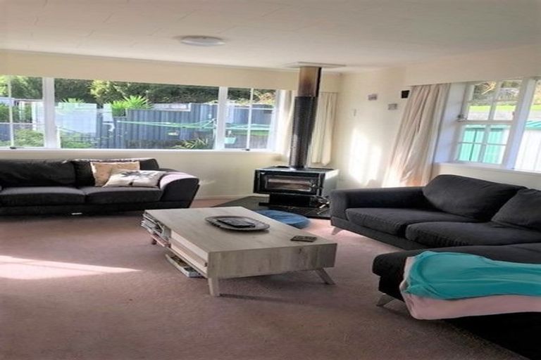 Photo of property in 13 Timaru Grove, Kelson, Lower Hutt, 5010