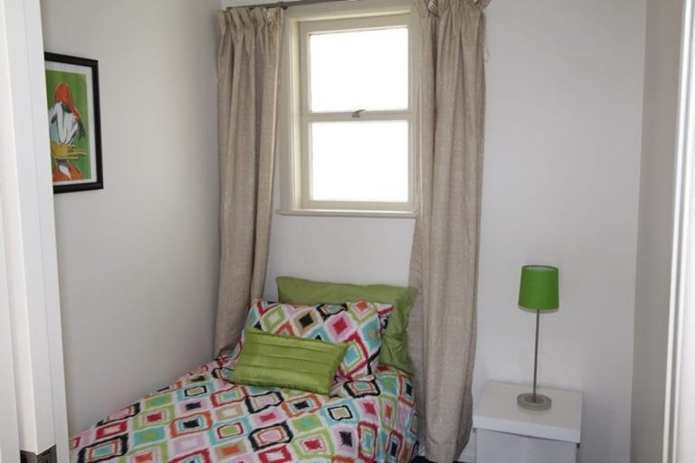 Photo of property in 10 Gloucester Road, Manurewa, Auckland, 2102