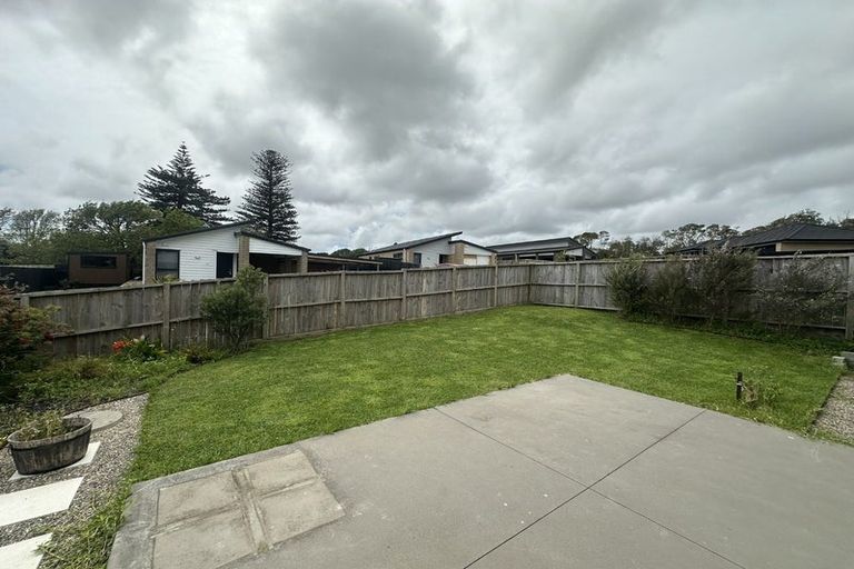 Photo of property in 18 Kawariki Road, Helensville, 0800