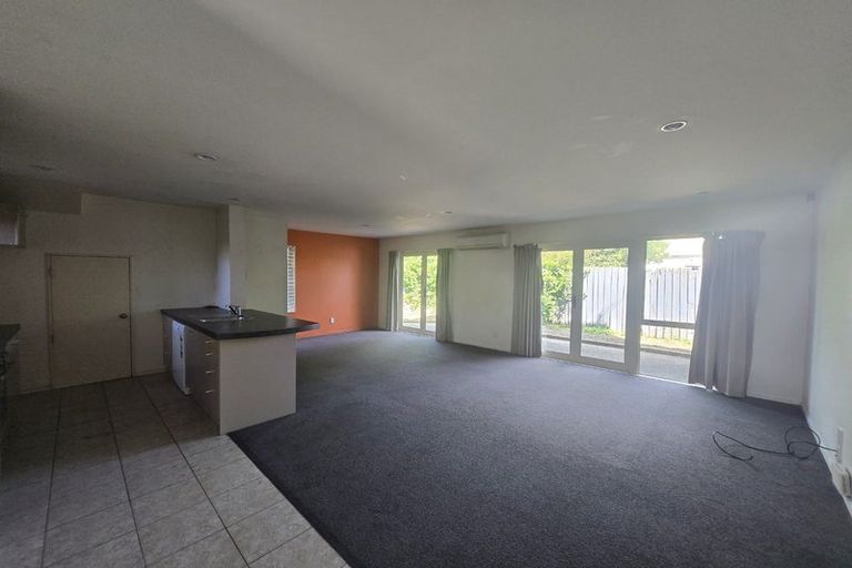 Photo of property in 2/346 Hereford Street, Linwood, Christchurch, 8011