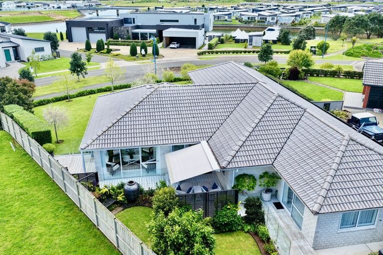 Photo of property in 76 Leeward Drive, Whitianga, 3510