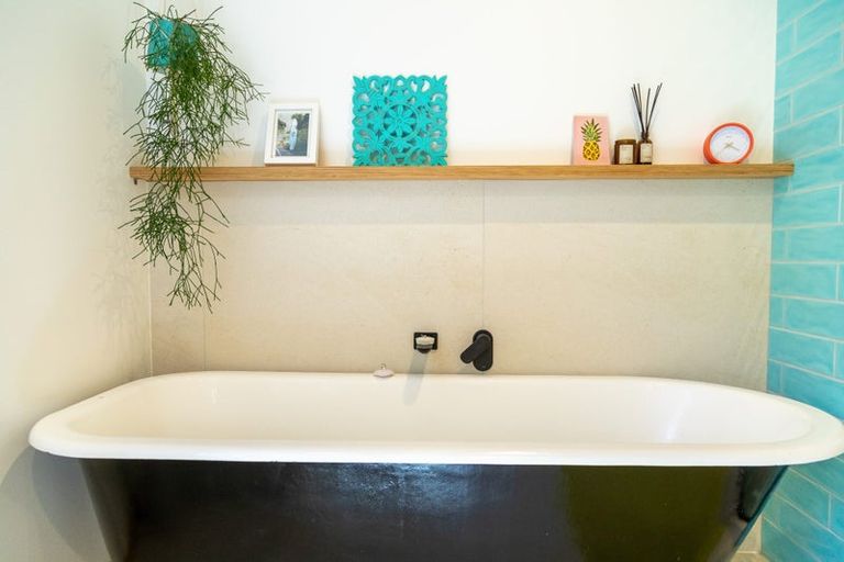 Photo of property in 11b Norrie Avenue, Raglan, 3225