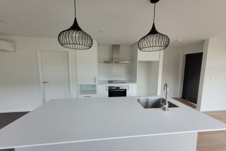 Photo of property in 5 Piopio Lane, Halswell, Christchurch, 8025