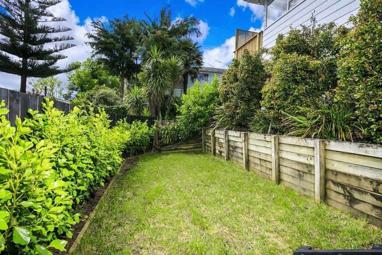 Photo of property in 1/22 Hobby Avenue, Birkdale, Auckland, 0626