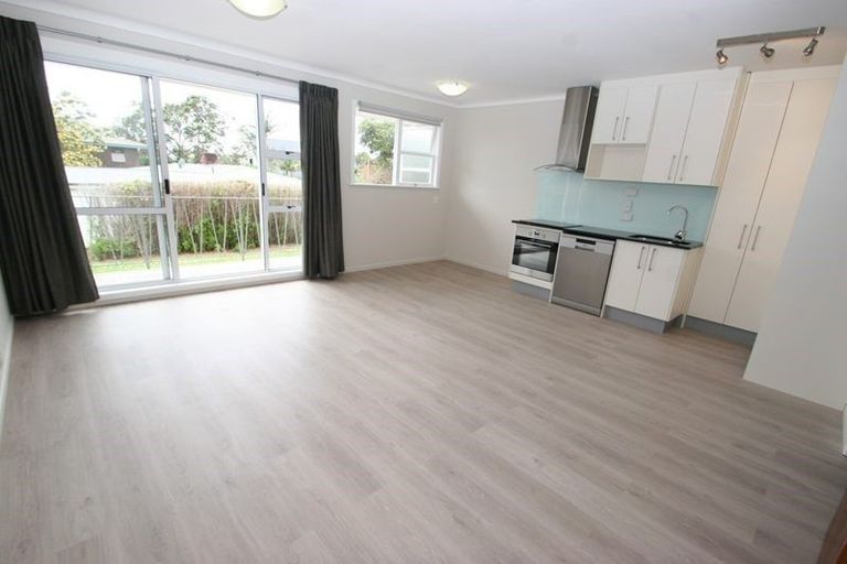 Photo of property in 6/20 Saltburn Road, Milford, Auckland, 0620